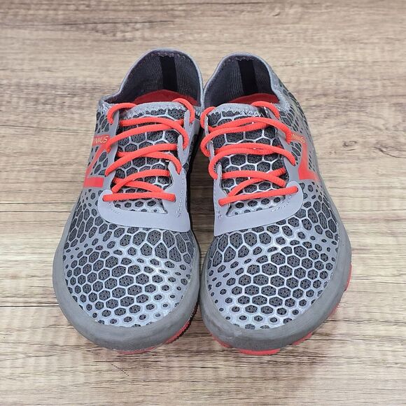New Balance Minimus Women's Size 7 Gray Red Barefoot Trail Running Shoes (WR1GP) - Picture 2 of 9